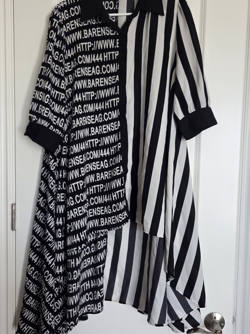 Black & White Graphic + Stripe Button-Up Blouse Low-high